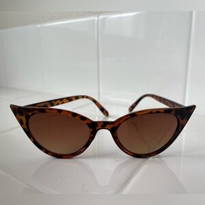 Tortoiseshell Cat-Eye Sunglasses